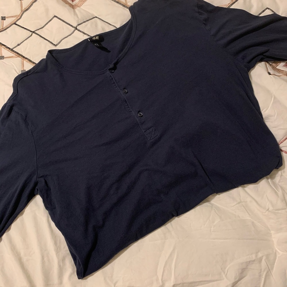 H&M long sleeve Henley tee size XL